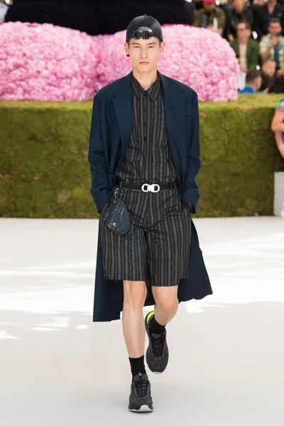 Look 41